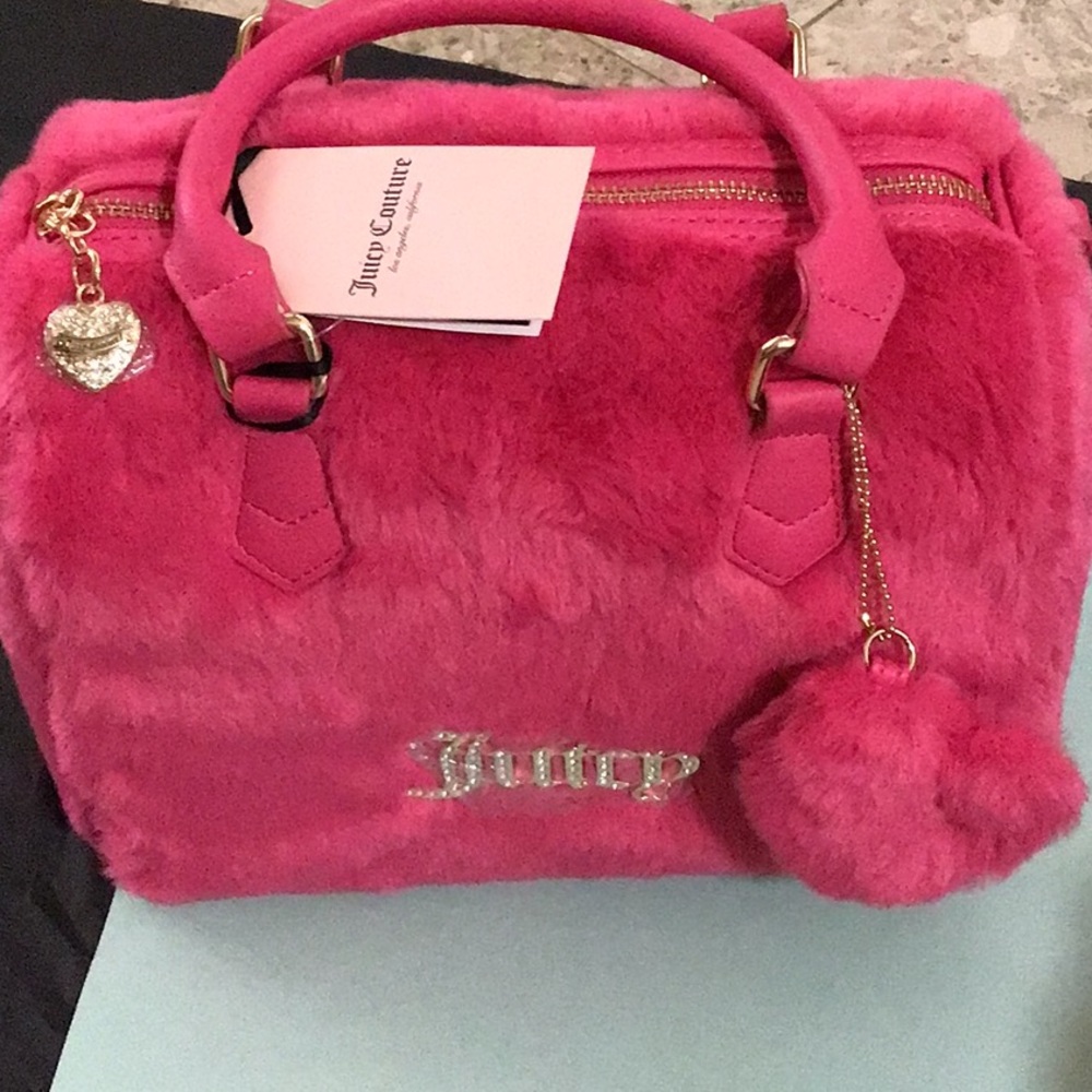 Juicy Couture bag Fluffy Fur Hot pink satchel with bling logo and zipper…